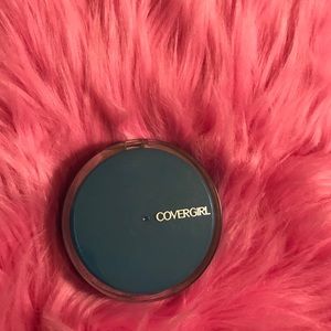 COVER GIRL COMPACT